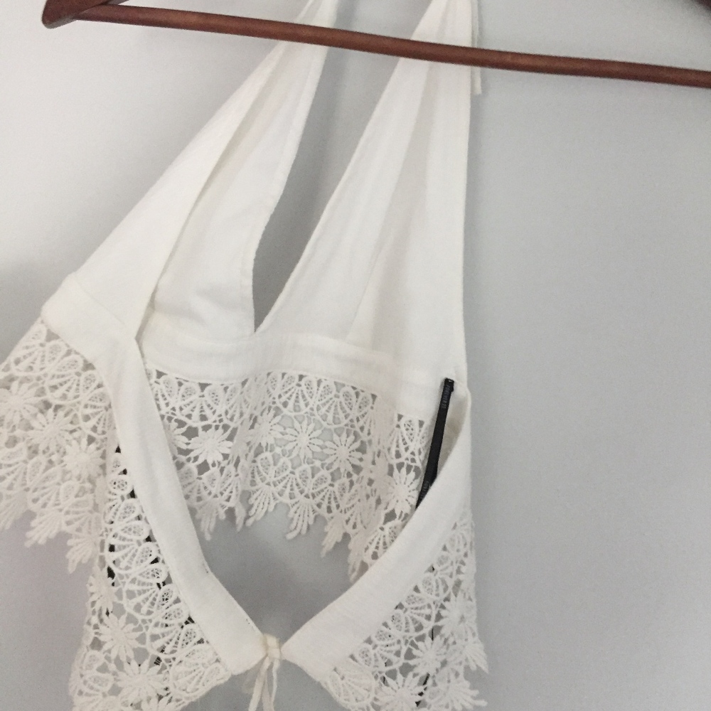 Forever 21 | NWT Halter Crop Top